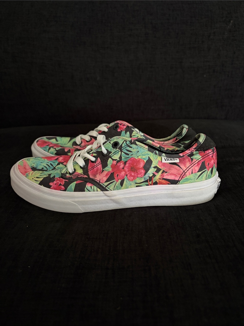 Women’s Vans Floral Canvas Low-Top Sneakers in Black, Pink & Green - Picture 2 of 4